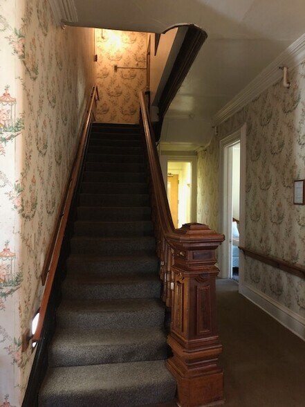 More Photos Of 8196 Green Rd, Hubbardsville Apartments For Sale