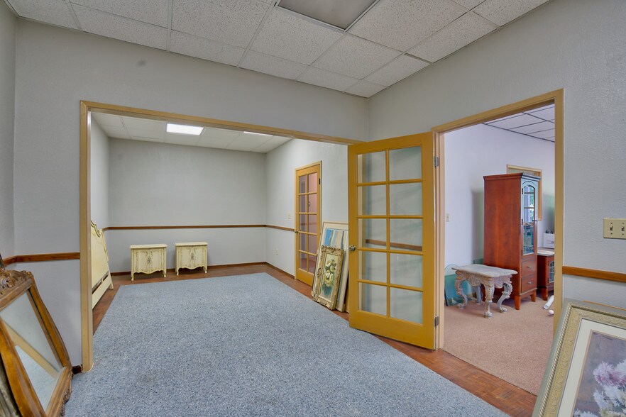 More Photos Of 4231 US Highway 86, Brawley Medical For Sale