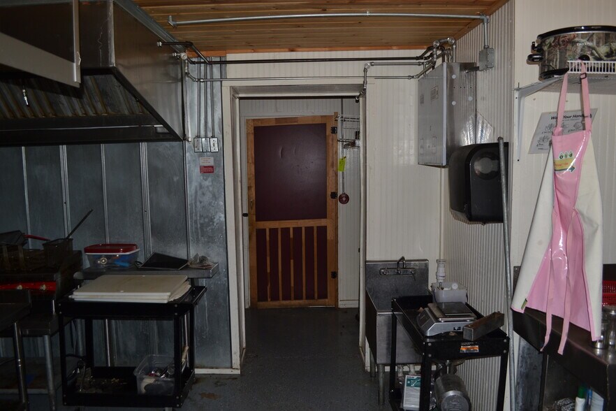 More Photos Of 220 Highway 261, Buchanan Dam Restaurant For Lease