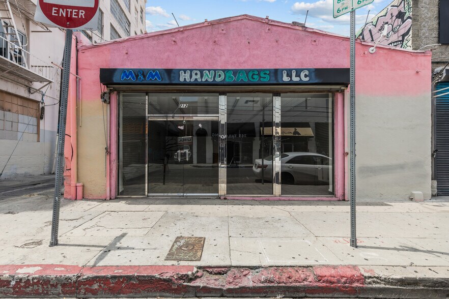 More Photos Of 212 E 11th St, Los Angeles General Retail For Sale