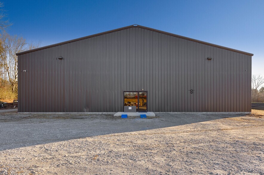 6594 Old Railroad Bed Rd, Toney, AL 35773 Industrial For Lease