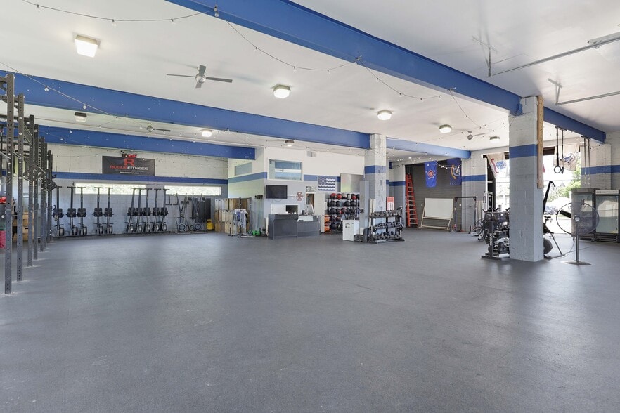 More Photos Of 64 Steiner Ave, Neptune City Warehouse For Lease