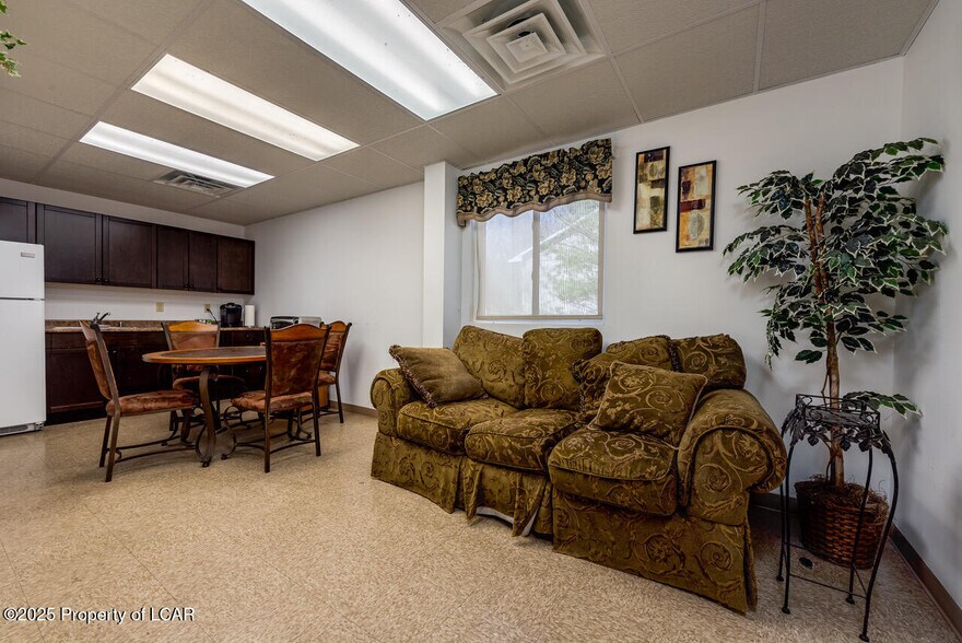 More Photos Of 1285 Purdytown Tpke, Hawley Warehouse For Sale