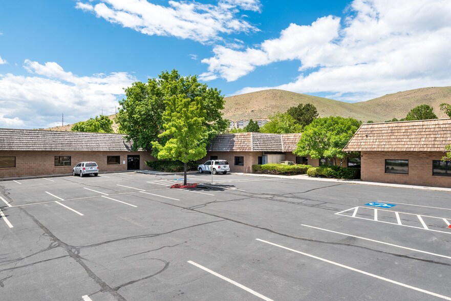 More Photos Of 1300-1390 S Curry St, Carson City Medical For Sale