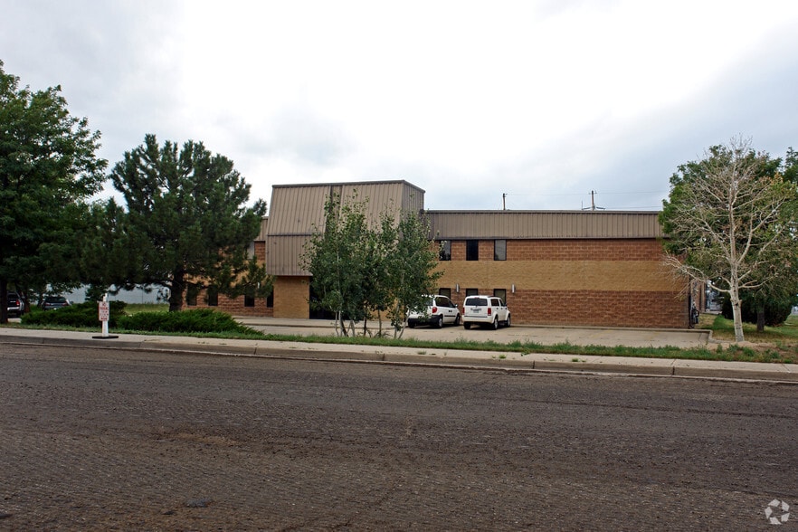 More Photos Of 5595 Joliet St, Denver Warehouse For Sale