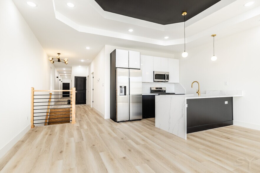 More Photos Of 5637 Prairie ave, Chicago Multifamily For Sale