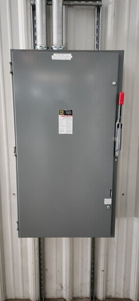 More Photos Of 1 Richard Dr, Rocky Mount Warehouse For Lease