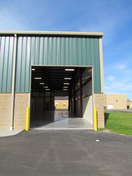 More Photos Of 509 Spruce St, Clearfield Warehouse For Lease