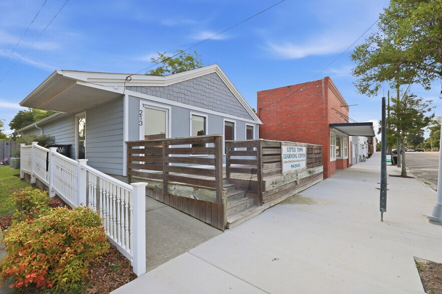 More Photos Of 213 S Wright St, Burgaw Daycare Center For Sale