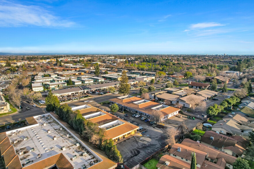 More Photos Of 5665 N Pershing Ave, Stockton Medical For Lease