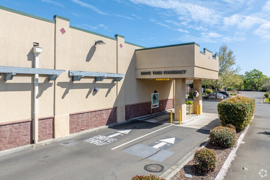 More Photos Of 9200 Elk Grove Florin Rd, Elk Grove Drugstore For Sale