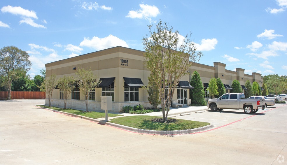 More Photos Of 1805 Owen Ct, Mansfield Office Residential For Lease