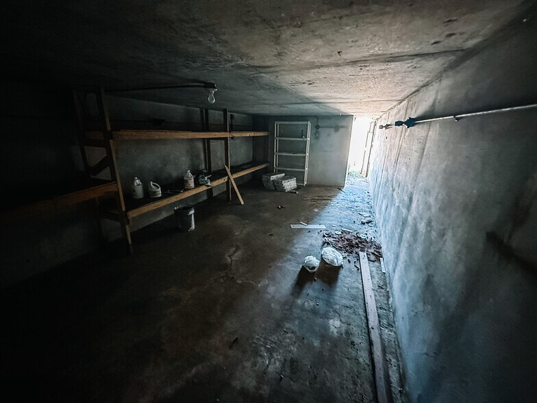 More Photos Of 1010 N Eufaula Ave, Eufaula Hotel For Sale