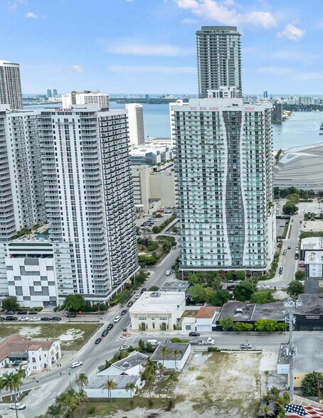 Primary Photo Of 1315 NE Miami Ct, Miami Land For Sale