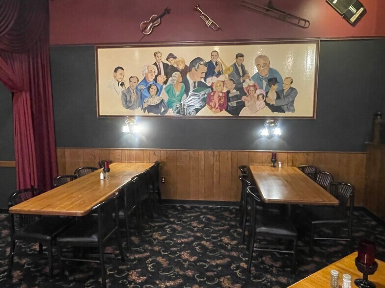 More Photos Of 1001 30th Ave S, Moorhead Restaurant For Sale