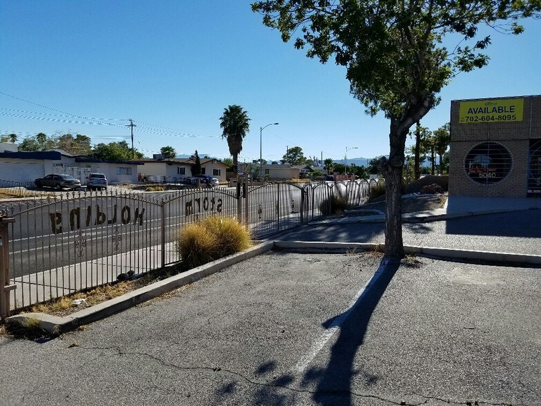 More Photos Of 5040 Edna Ave, Las Vegas Office For Lease