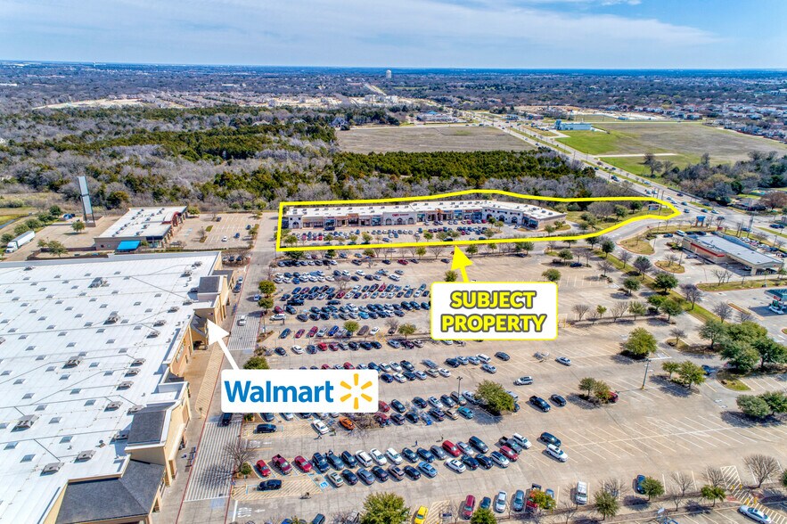 More Photos Of 921 W Belt Line Rd, DeSoto Freestanding For Lease