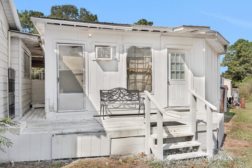 More Photos Of 13518 FM 2432 Rd, Willis Apartments For Sale