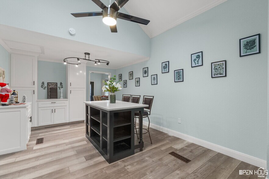 More Photos Of 405 W Gilbert St, Henrietta Hospitality For Sale