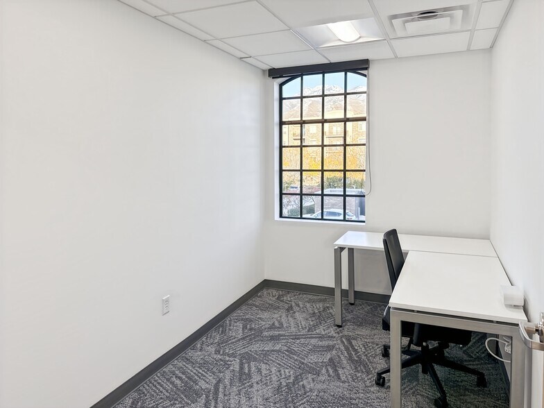 More Photos Of 13867 S Bangerter Pky, Draper Coworking Space