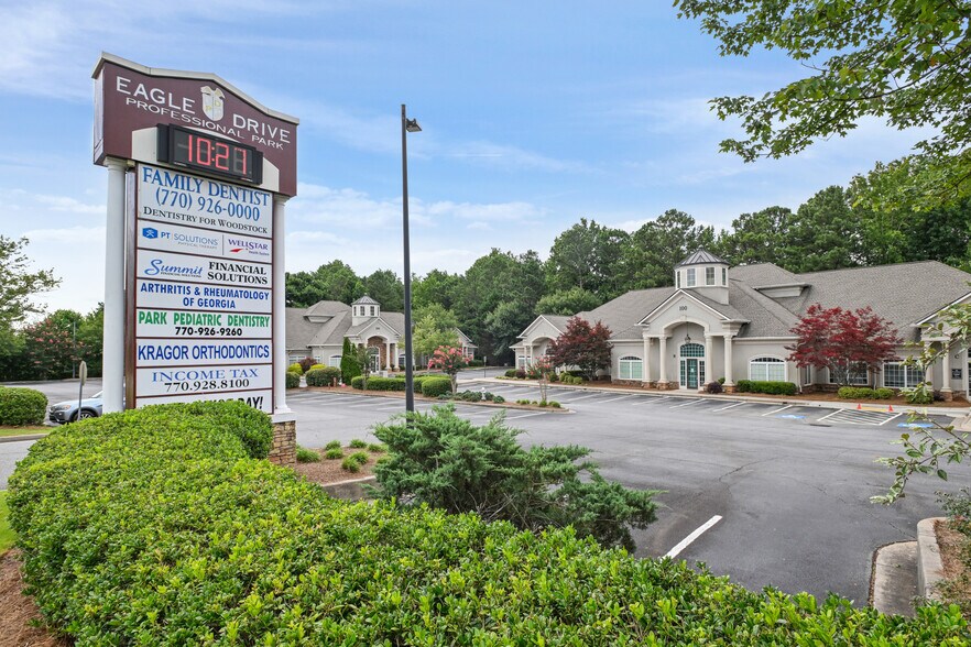 More Photos Of 1816 Eagle Dr, Woodstock Medical For Lease