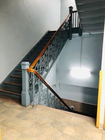 More Photos Of 130 N Main St, Butte Office For Sale