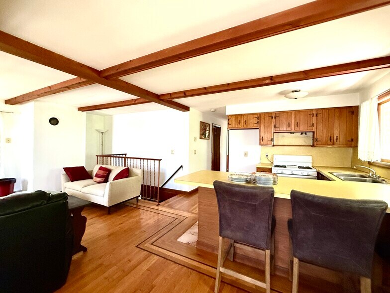 More Photos Of 5085 Route 23A, Haines Falls Flex For Sale