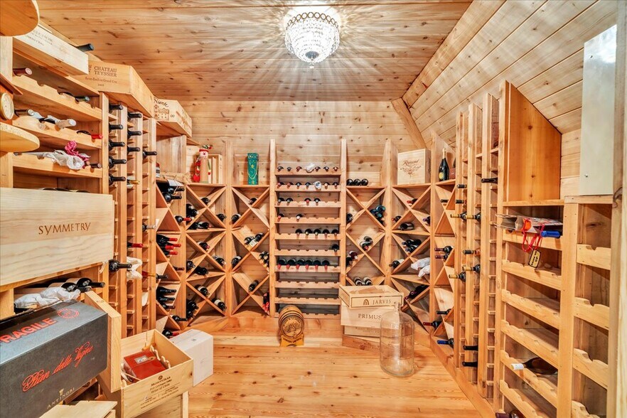 More Photos Of 2079 Highway 85, Senoia Specialty For Sale