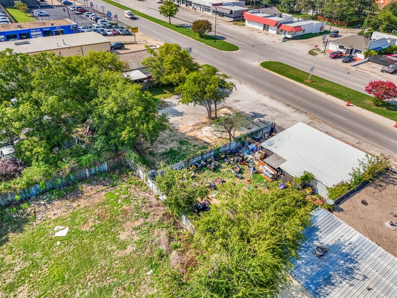 More Photos Of 6008 E Lancaster Ave, Fort Worth Freestanding For Lease