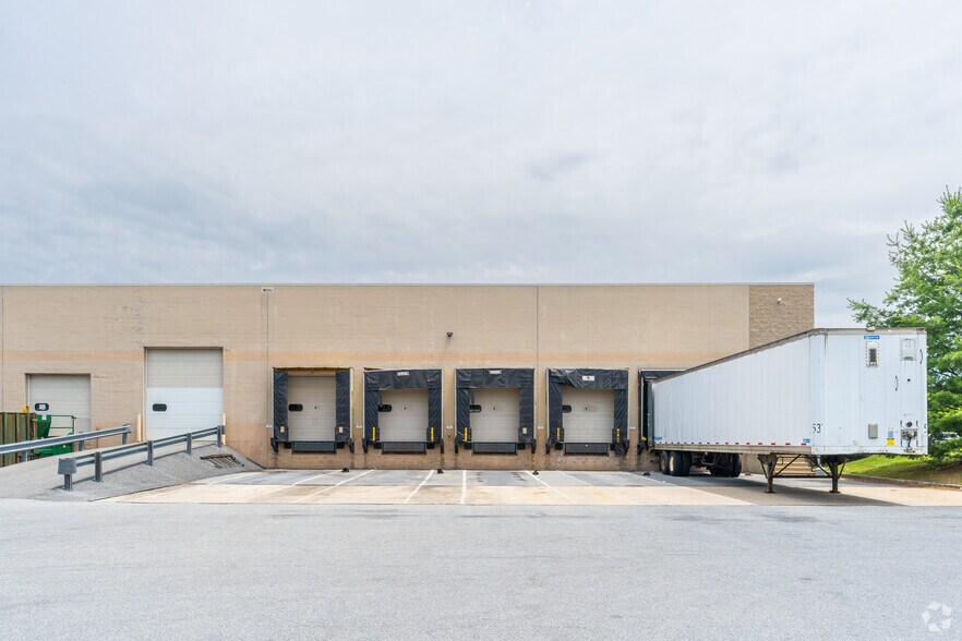 More Photos Of 4444 Innovation Way, Allentown Manufacturing For Lease