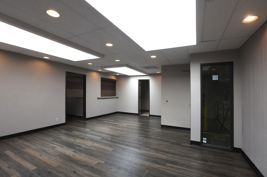 More Photos Of 3100 N Academy Blvd, Colorado Springs Medical For Sale