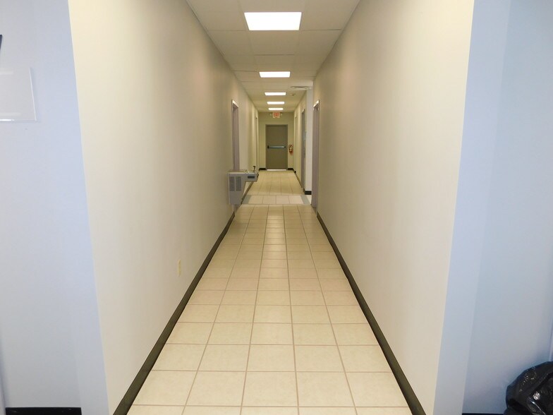 More Photos Of 3270 W North Bend Rd, Cincinnati Office Residential For Sale