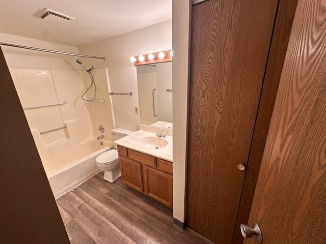 More Photos Of 322 S 2nd St, Palmyra Apartments For Sale