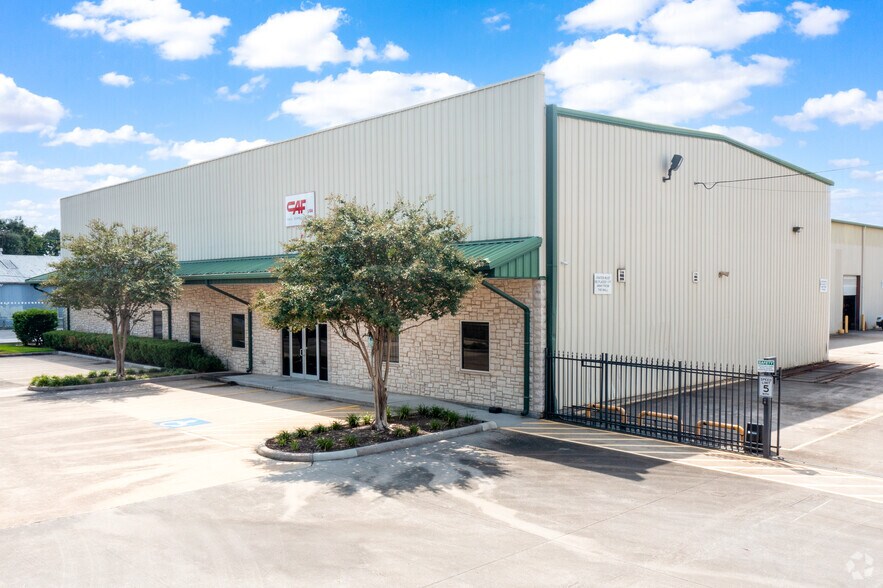 Primary Photo Of 5101-5111 Milwee St, Houston Warehouse For Lease