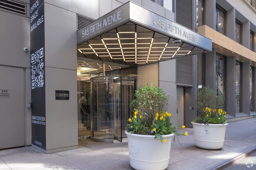 More Photos Of 545 Fifth Ave, New York Office For Lease