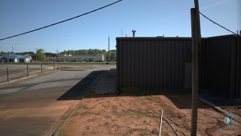 More Photos Of 3455 Keith Bridge Rd, Cumming Freestanding For Sale