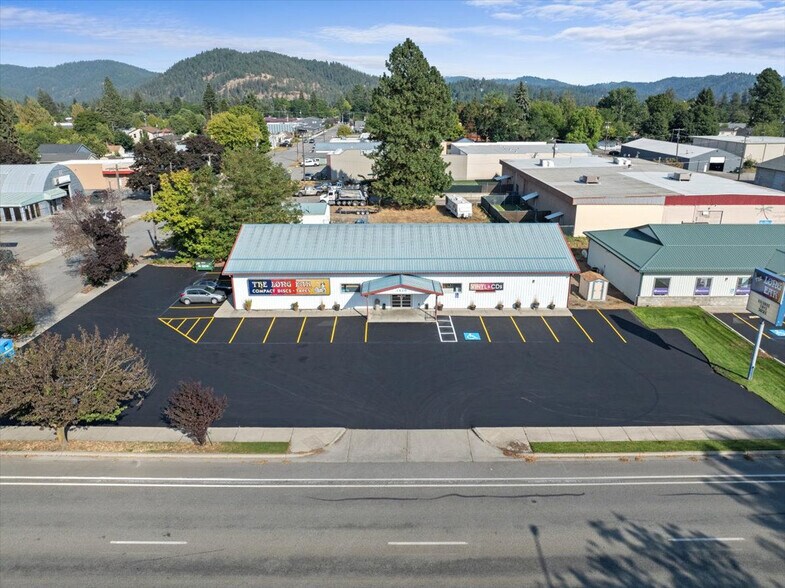 More Photos Of 1620 N Government Way, Coeur d'Alene Freestanding For Sale