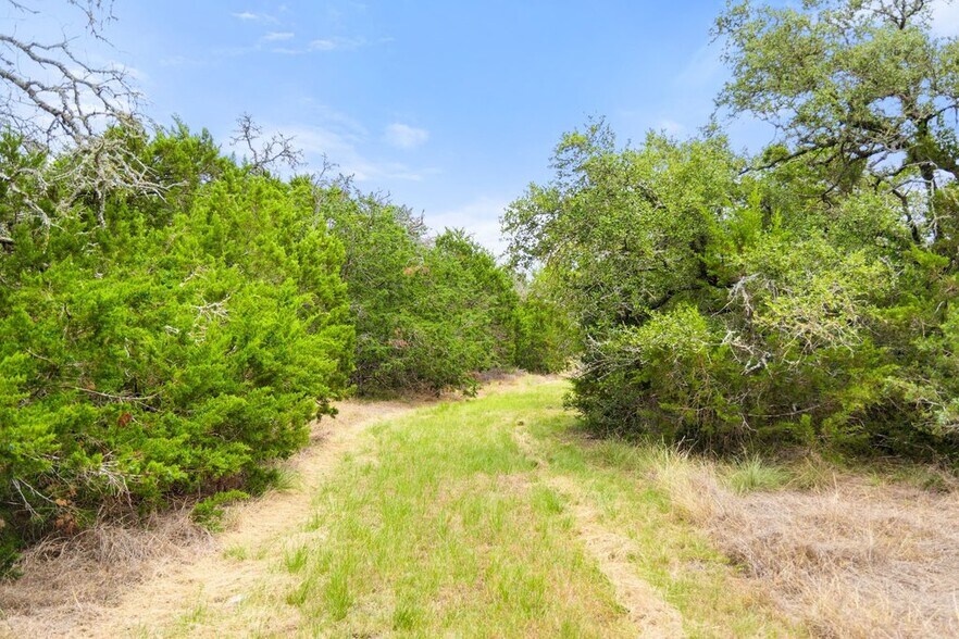 More Photos Of 1984 Grape Creek rd, Fredericksburg Specialty For Sale