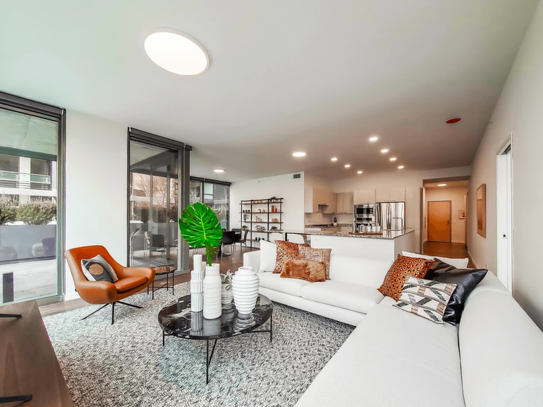 More Photos Of 3460 N Broadway St, Chicago Apartments For Lease