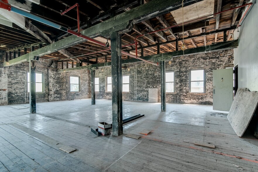 More Photos Of 110 Kent Ave, Brooklyn Warehouse For Sale