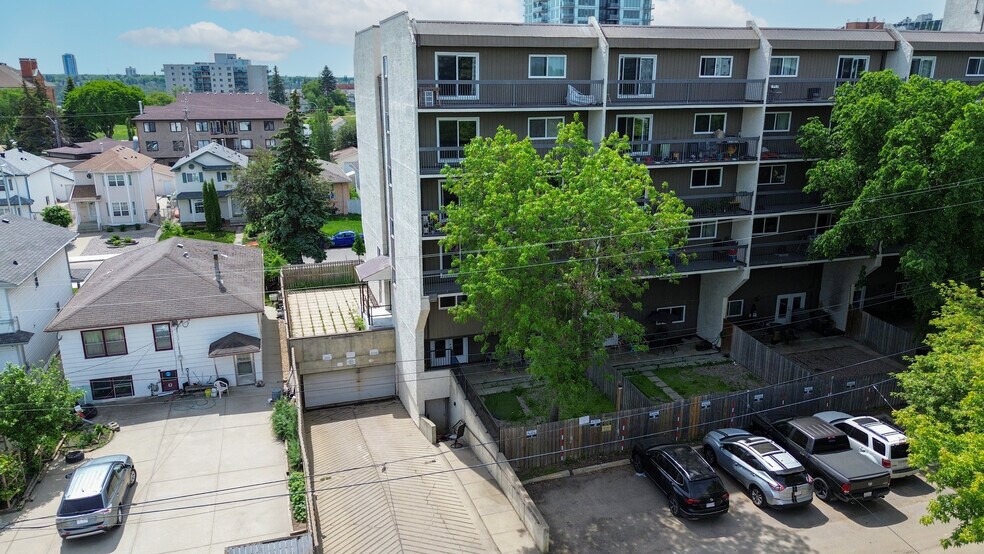 More Photos Of 9342 103rd Ave NW, Edmonton Apartments For Sale
