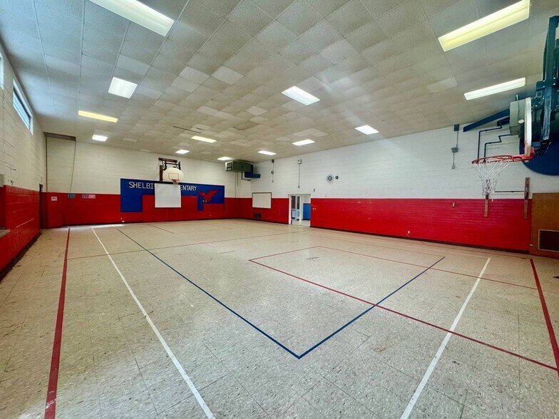 More Photos Of 111 W College Ave, Shelbina Schools For Sale