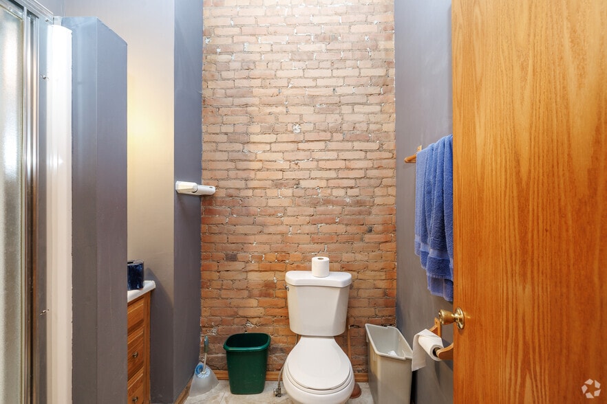 More Photos Of 136 Court St, Binghamton Apartments For Sale