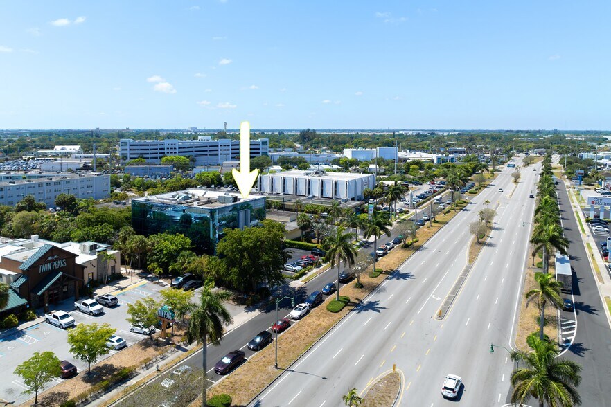 More Photos Of 2240 Palm Beach Lakes Blvd, West Palm Beach Office For Sale