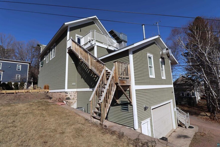 More Photos Of 250 Rittenhouse Ave, Bayfield Restaurant For Sale