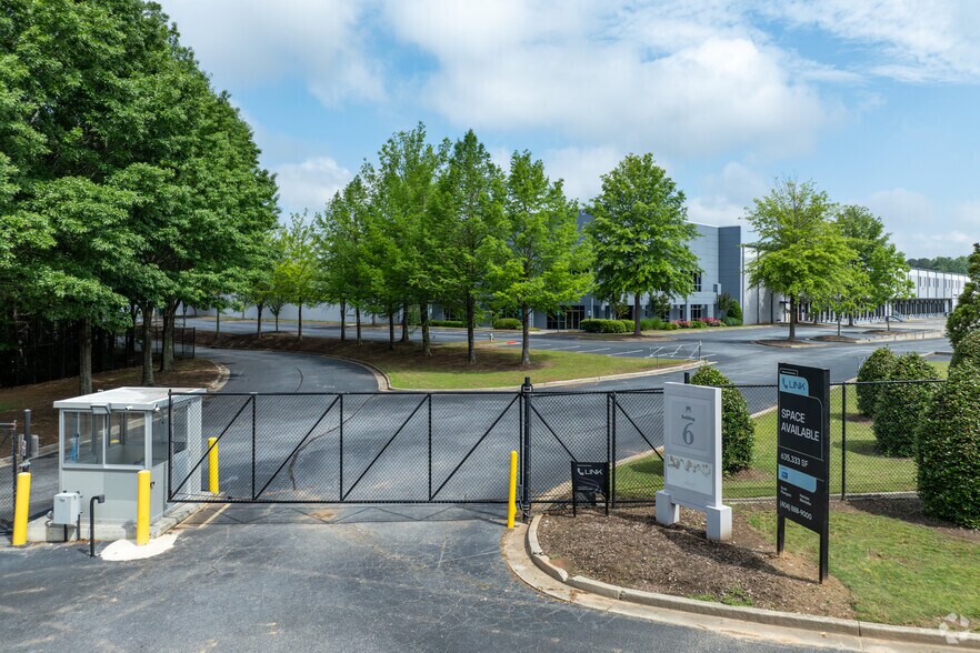 More Photos Of 4475 S Fulton Pky, Atlanta Unknown For Lease