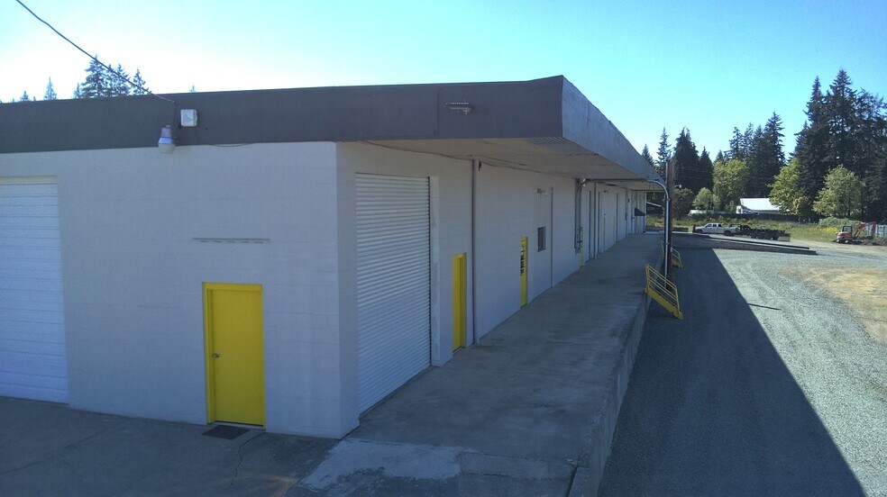 More Photos Of 212 N Gales St, Port Angeles Warehouse For Lease