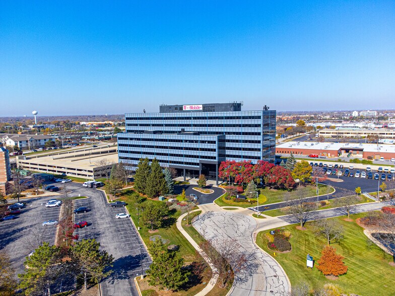 Primary Photo Of 1400 Opus Pl, Downers Grove Office For Lease