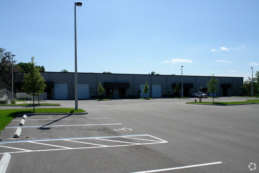More Photos Of 6541 N Orange Blossom Trl, Orlando Warehouse For Lease