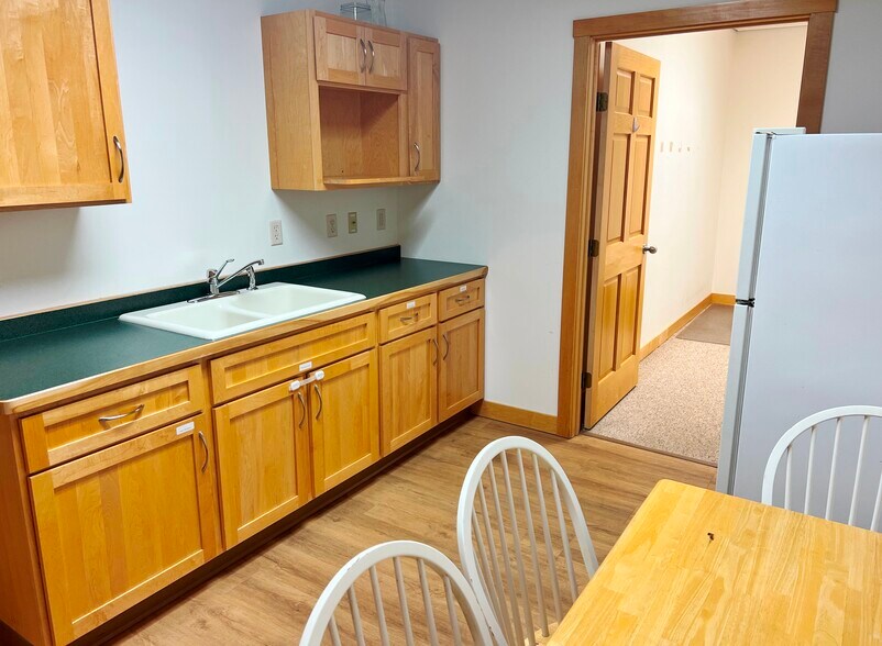 More Photos Of 411 Front St, Brainerd Office For Lease